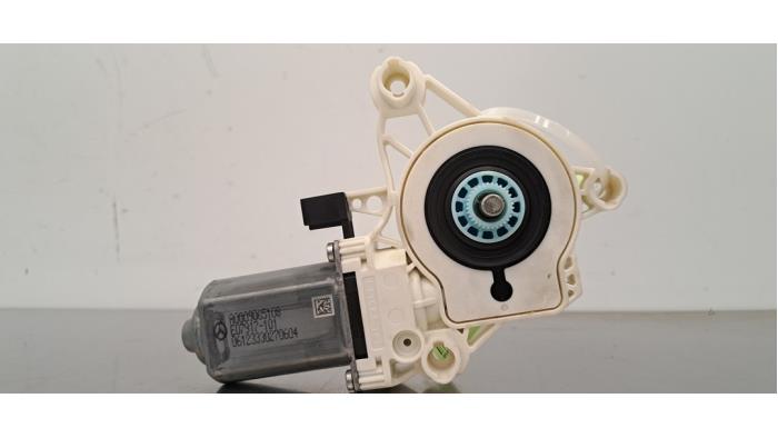 Moteur de vitre portière Mercedes C-Klasse