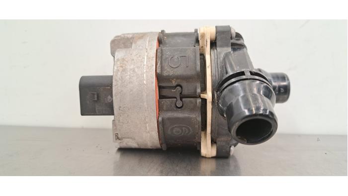 Pompe à eau supplémentaire Mercedes C-Klasse