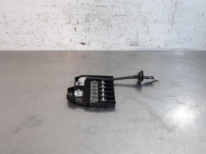 Borne de batterie Peugeot 508