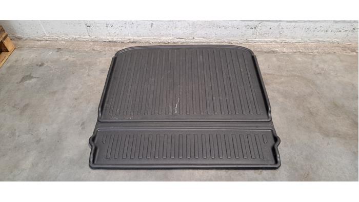 Coffre tapis Renault Arkana