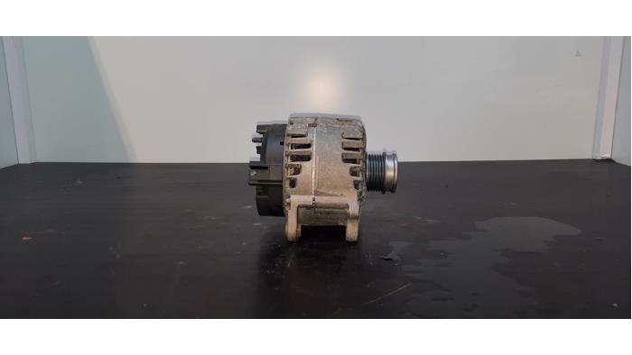 Dynamo Audi Q2