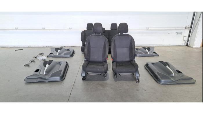 Kit revêtement (complet) Nissan Navara