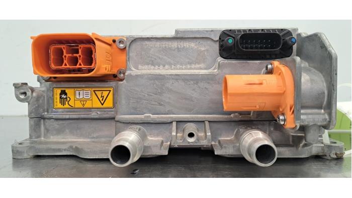 Convertisseur Mercedes EQA