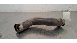 Gebruikte Intercooler Slang Nissan NP 300 Navara (D23) 2.3 dCi 16V 4x4 Prijs € 96,80 Inclusief btw aangeboden door Autohandel Didier