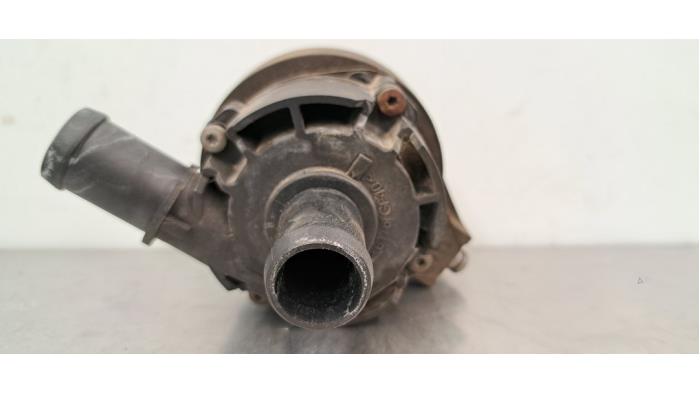 Pompe à eau supplémentaire Nissan Navara