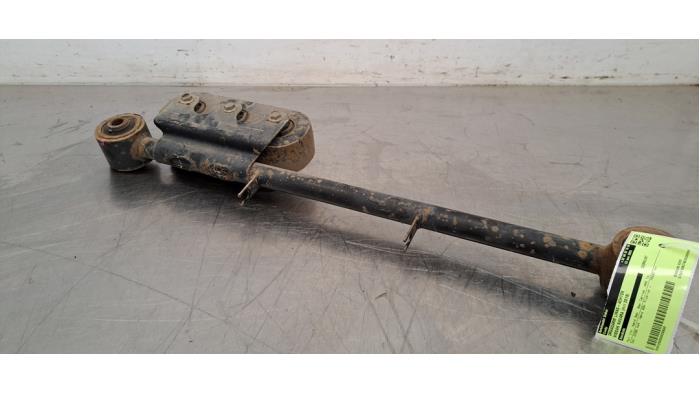 Bras de suspension arrière gauche Nissan Navara
