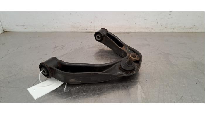 Bras de suspension avant gauche Nissan Navara