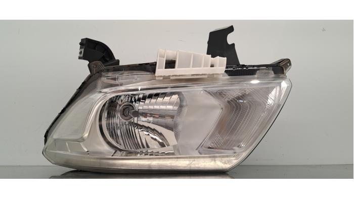 Phare gauche Nissan Navara