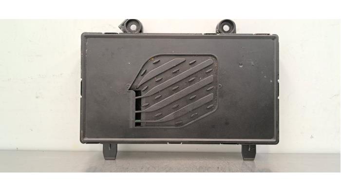 Chargeur sans fil Mercedes EQA