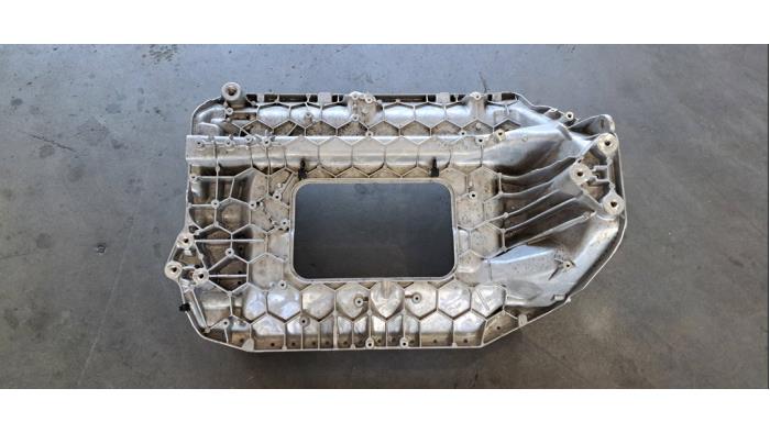 Faux châssis Mercedes EQA