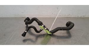 Gebruikte Radiateurslang Mercedes EQA (N243) 250 67 kWh Prijs € 36,30 Inclusief btw aangeboden door Autohandel Didier