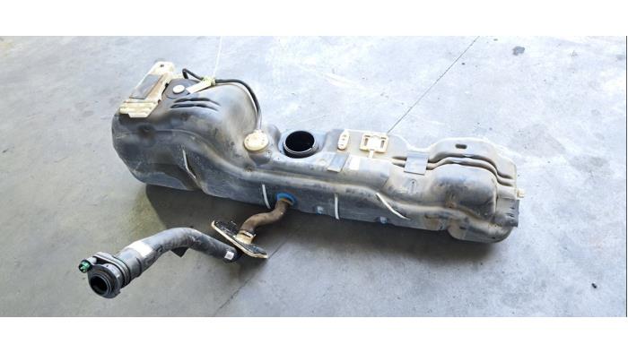 Réservoir de carburant Renault Master