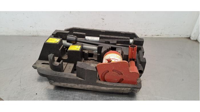 Ensemble cric Renault Master