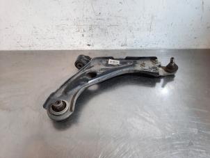 Gebruikte Draagarm rechts-voor Citroen C5 Aircross I (A4/AC/AJ/AR) 1.5 Blue HDi 130 16V Prijs € 48,40 Inclusief btw aangeboden door Autohandel Didier