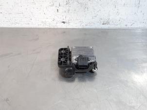 Gebruikte Radar sensor Citroen C5 Aircross I (A4/AC/AJ/AR) 1.5 Blue HDi 130 16V Prijs € 296,45 Inclusief btw aangeboden door Autohandel Didier