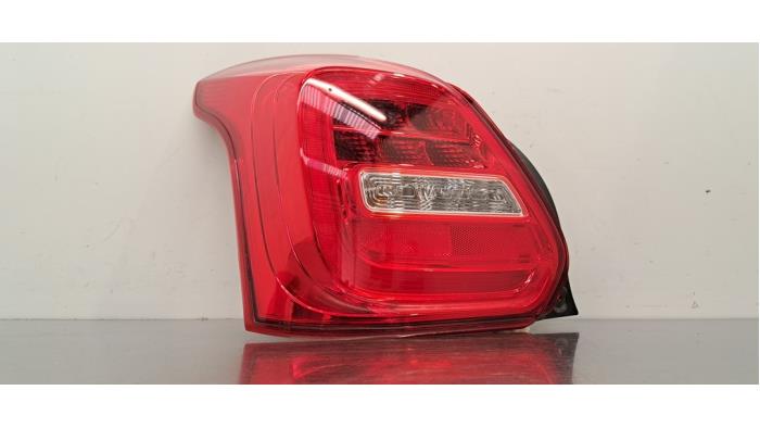 Feu arrière gauche Suzuki Swift