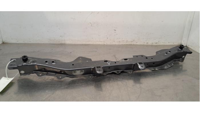 Barre radiateur Suzuki Swift