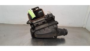 Gebruikte Luchtfilterhuis Mercedes CLA (117.3) 1.6 CLA-200 16V Prijs € 66,55 Inclusief btw aangeboden door Autohandel Didier