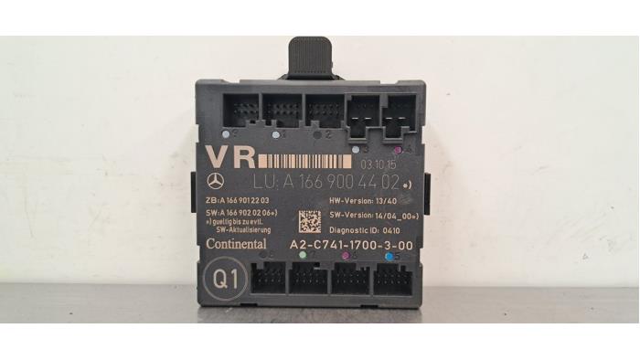 Module verrouillage central des portes Mercedes CLA