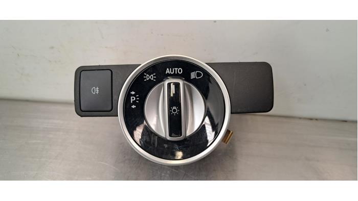 Commutateur phare hauteur réglable Mercedes CLA