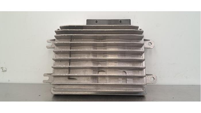 Amplificateur radio Audi A4