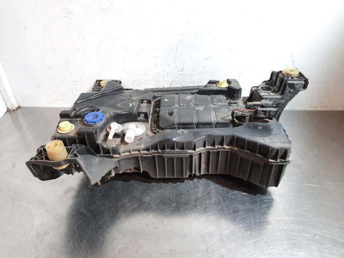 Réservoir Adblue Peugeot 308