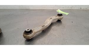 Gebruikte Triangel rechts-achter Landrover Range Rover Velar (LY) 2.0 D180 AWD Prijs € 66,55 Inclusief btw aangeboden door Autohandel Didier