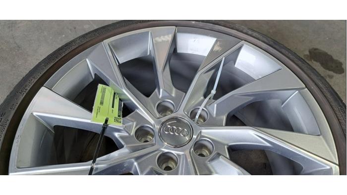 Jante + pneumatique Audi A4
