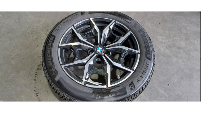 Jante + pneu d&#039;hiver BMW X3
