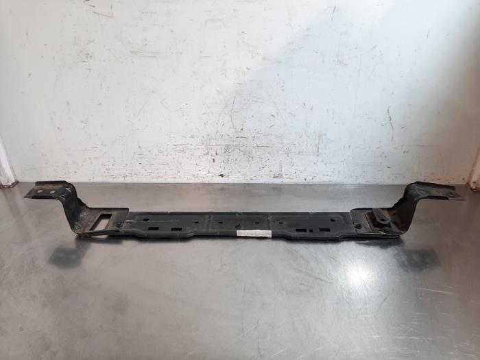Barre radiateur Peugeot 308