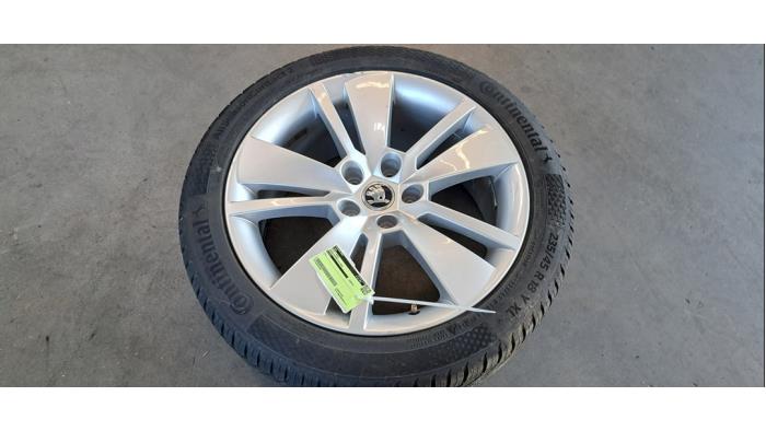 Jante + pneumatique Skoda Superb