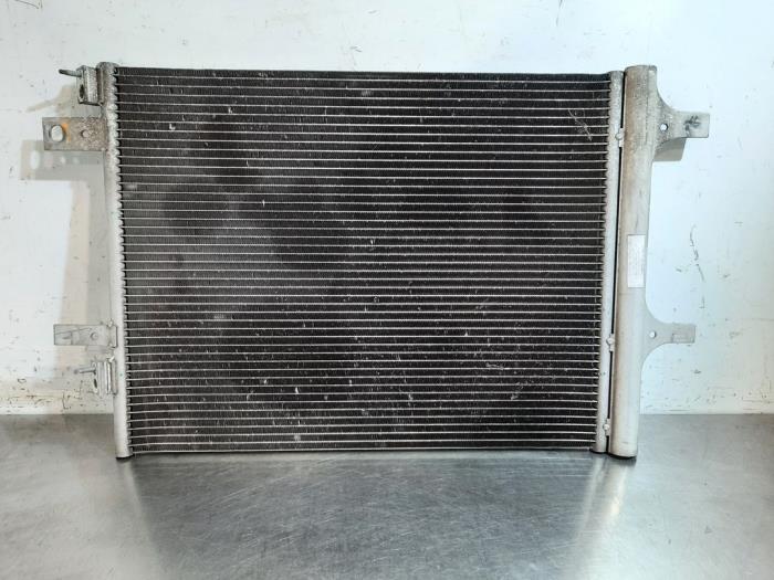 Condensateur clim Peugeot 308