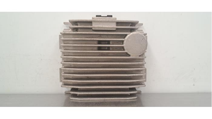 Amplificateur radio Skoda Superb