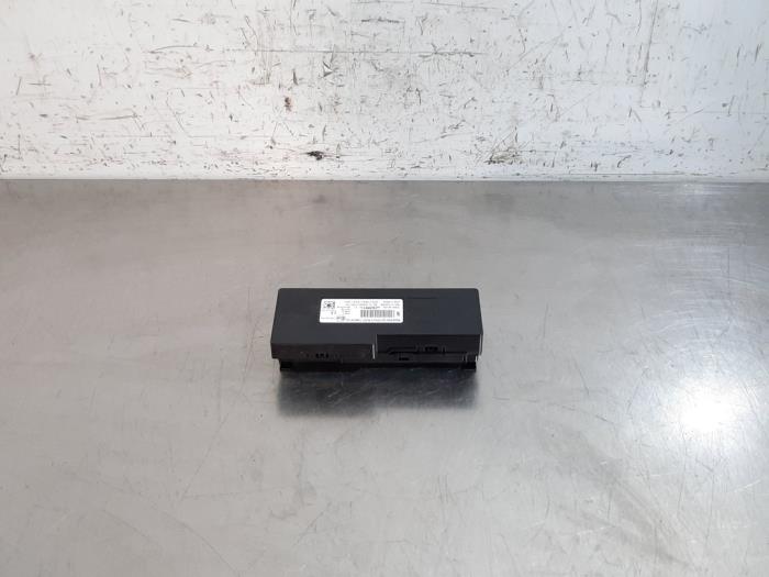Module téléphone Peugeot 308