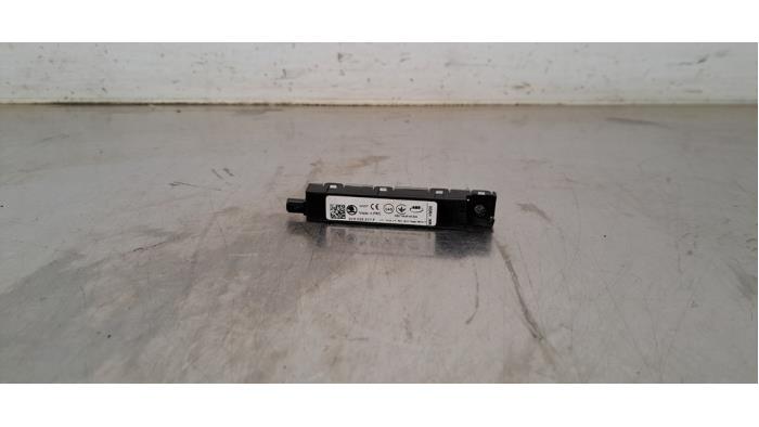Antenne amplificateur Skoda Superb