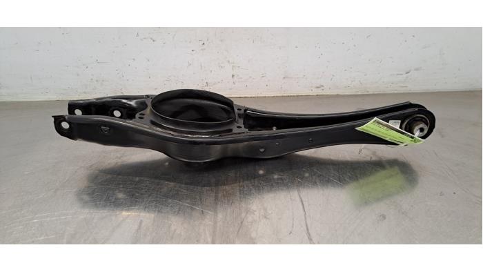 Bras de suspension arrière gauche Skoda Superb
