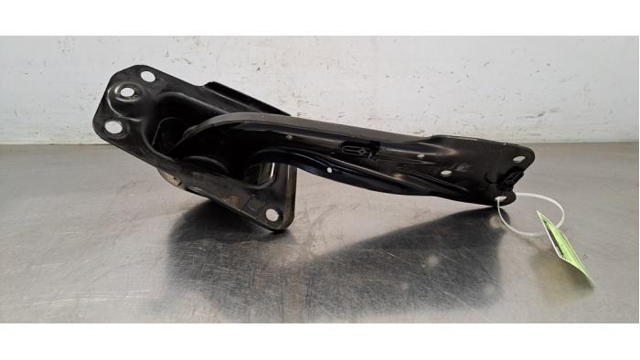 Bras de suspension arrière gauche Skoda Superb