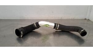 Gebruikte Intercooler Buis Porsche 911 (992) 3.0 24V Carrera Prijs € 66,55 Inclusief btw aangeboden door Autohandel Didier