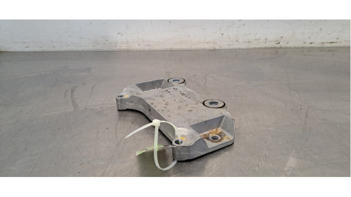Support moteur Peugeot 3008