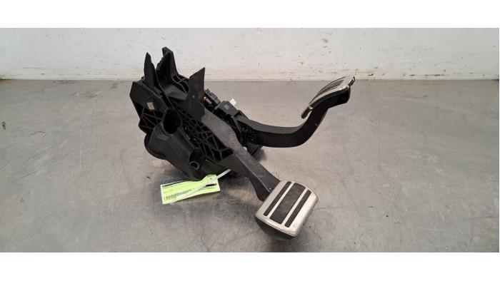 Kit pédales Peugeot 5008