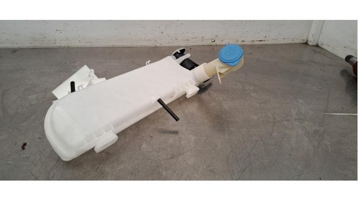 Pompe lave-glace avant Peugeot 5008