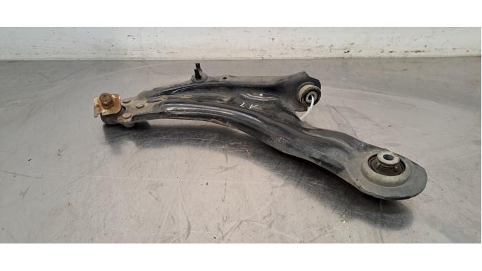 Bras de suspension avant gauche Renault Kangoo