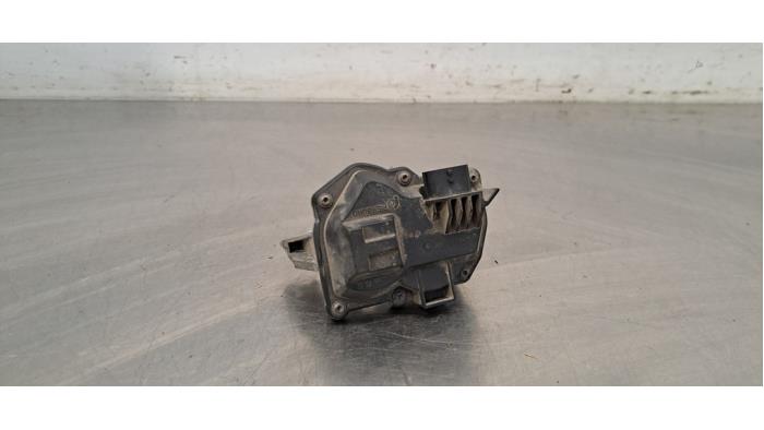 Robinet d&#039; arrêt gaz d&#039; échappement Renault Kangoo
