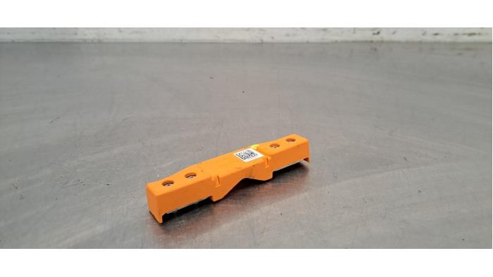 Câble haute tension Porsche Taycan