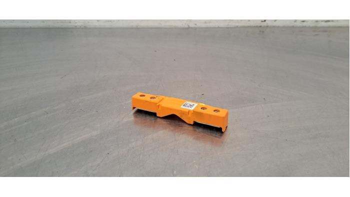 Câble haute tension Porsche Taycan