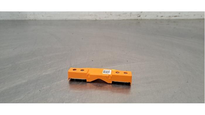 Câble haute tension Porsche Taycan