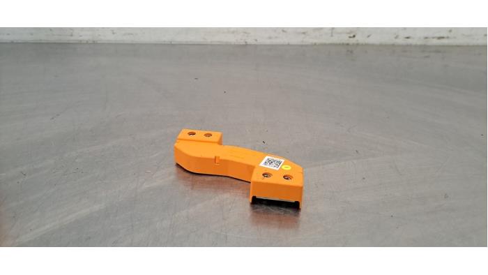 Câble haute tension Porsche Taycan