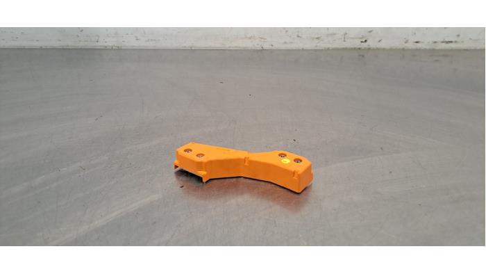 Câble haute tension Porsche Taycan