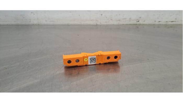 Câble haute tension Porsche Taycan