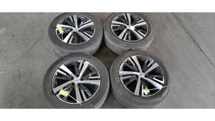 Kit jantes + pneumatiques Peugeot 5008